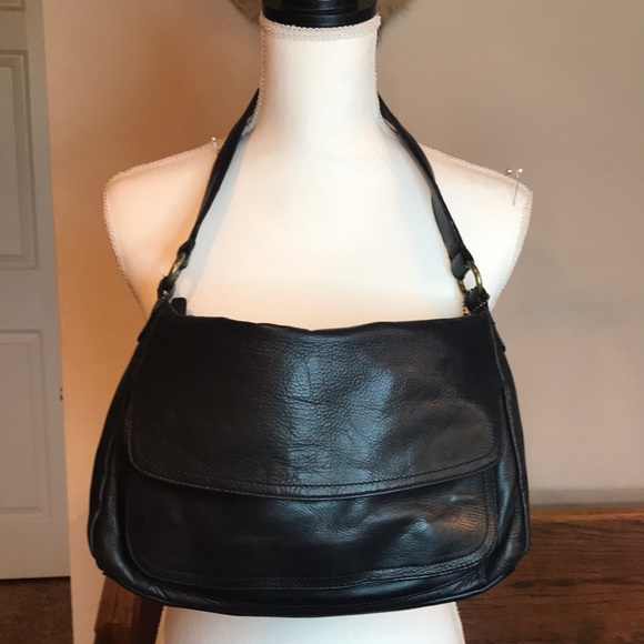 LEATHER ST. JOHN’S BAY SHOULDER BAG - Picture 1 of 11
